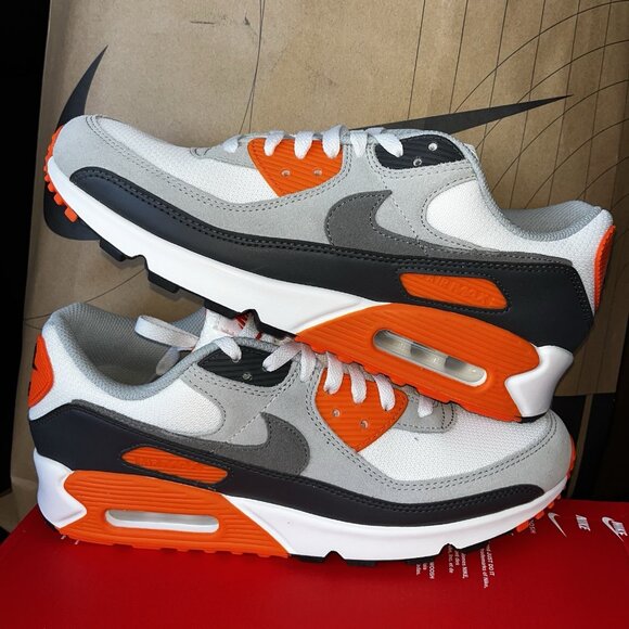 NEW Nike Air Max 90 White Safety Orange Black DM0029 108 Men’s Size 8.5